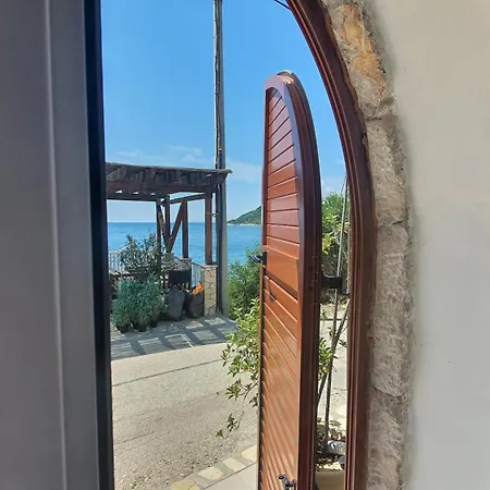 Casa Topic דירה בלאצ'ה