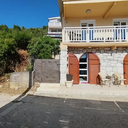 Casa Topic בלאצ'ה
