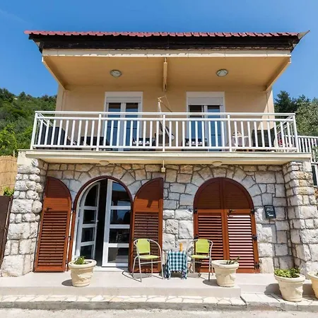 Casa Topic Apartament Blace