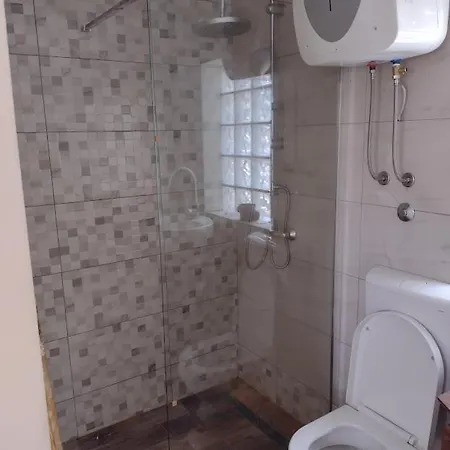 Casa Topic Daire Blace