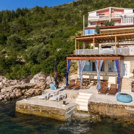 Casa Topic * בלאצ'ה